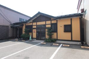 (有)半田葬儀社 大町「想心記」