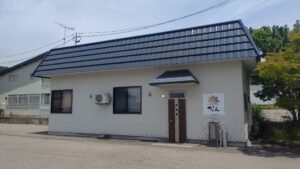 （株）丸栄堂　家族葬会館　かのん