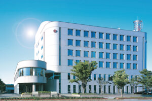 (株)秋田魁新報社